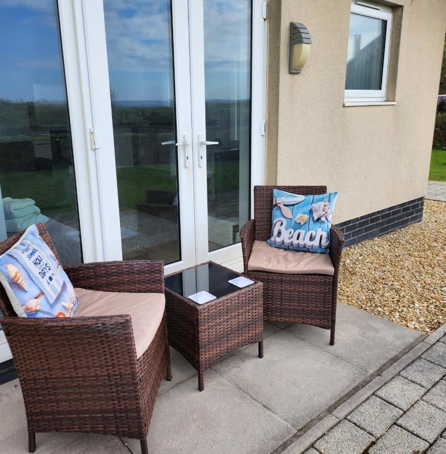 Coastal Apartment With Beach On Your Doorstep! Llanelli Exterior foto